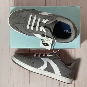 🔥💥😮Cat & Jack Big Boy Grey Bobby Sneakers